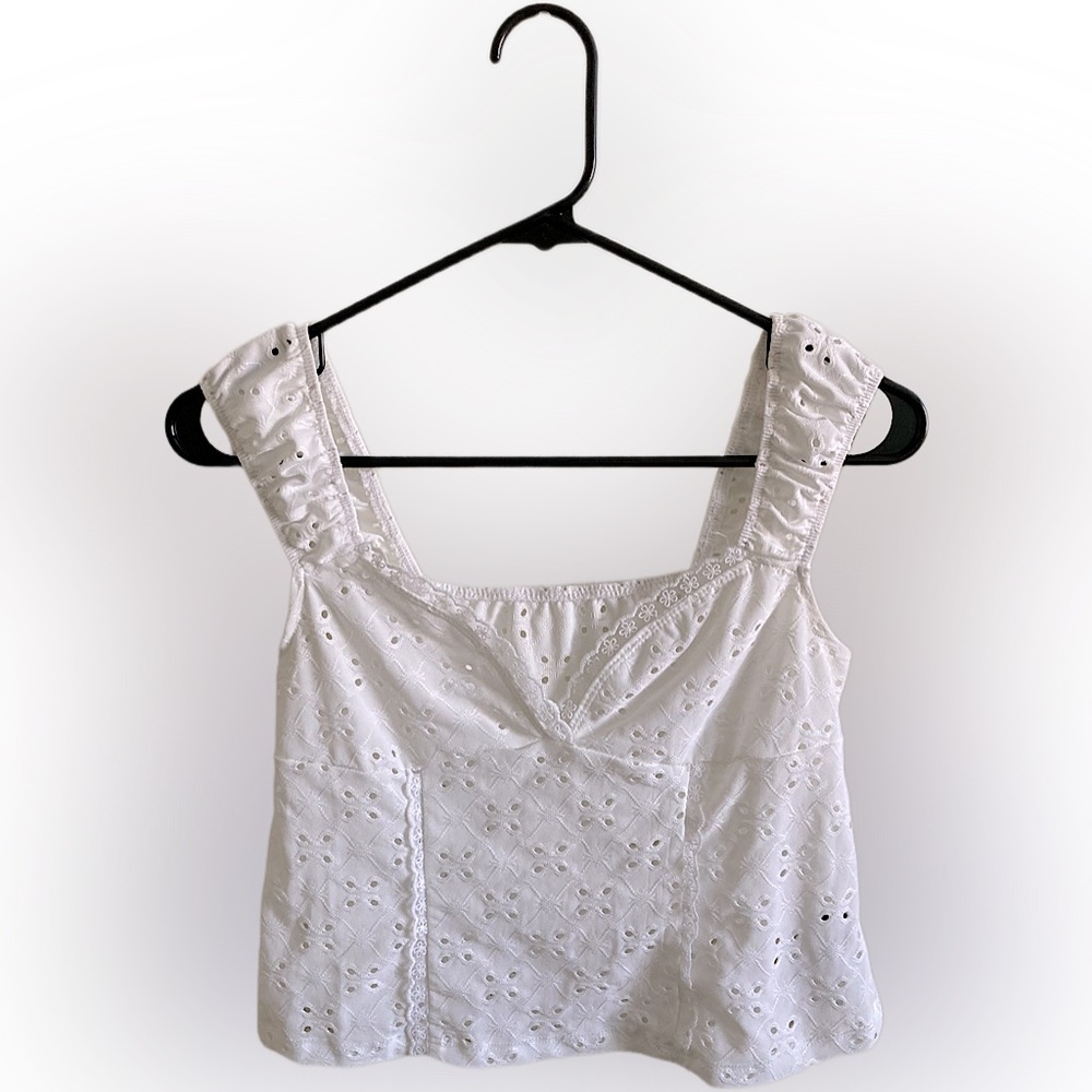 White Lace Trim Cropped Tank Top